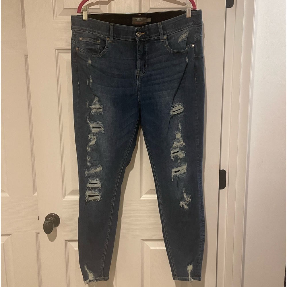 Torrid Bombshell Premium Stretch High-Rise Destructed Denim Jeans Size 20 Tall